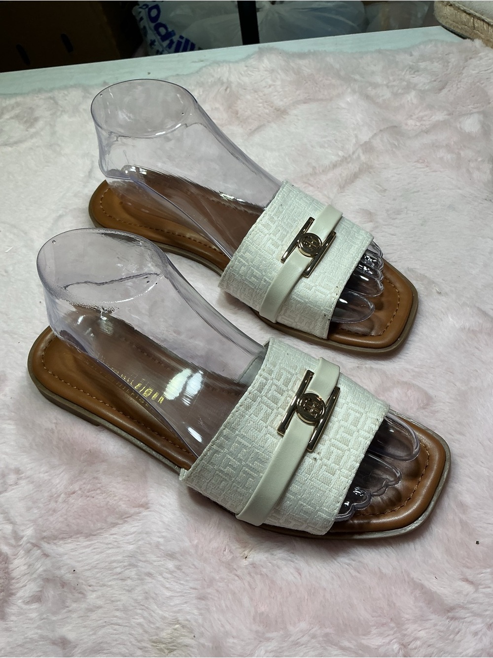 Tommy Hilfiger Cream Slide Mules with Gold Logo Accent 142 - Picture 2 of 5